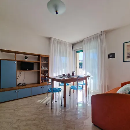 Lovely And Cozy Beachside Flat - Beahost Appartamento *